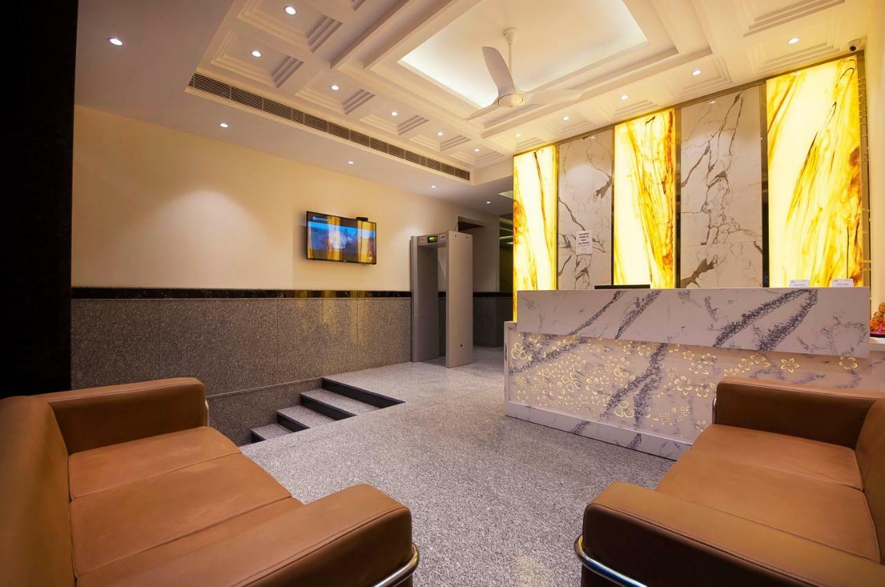 Hotel Z Suites- Delhi Igi Airport นิวเดลี ภายนอก รูปภาพ